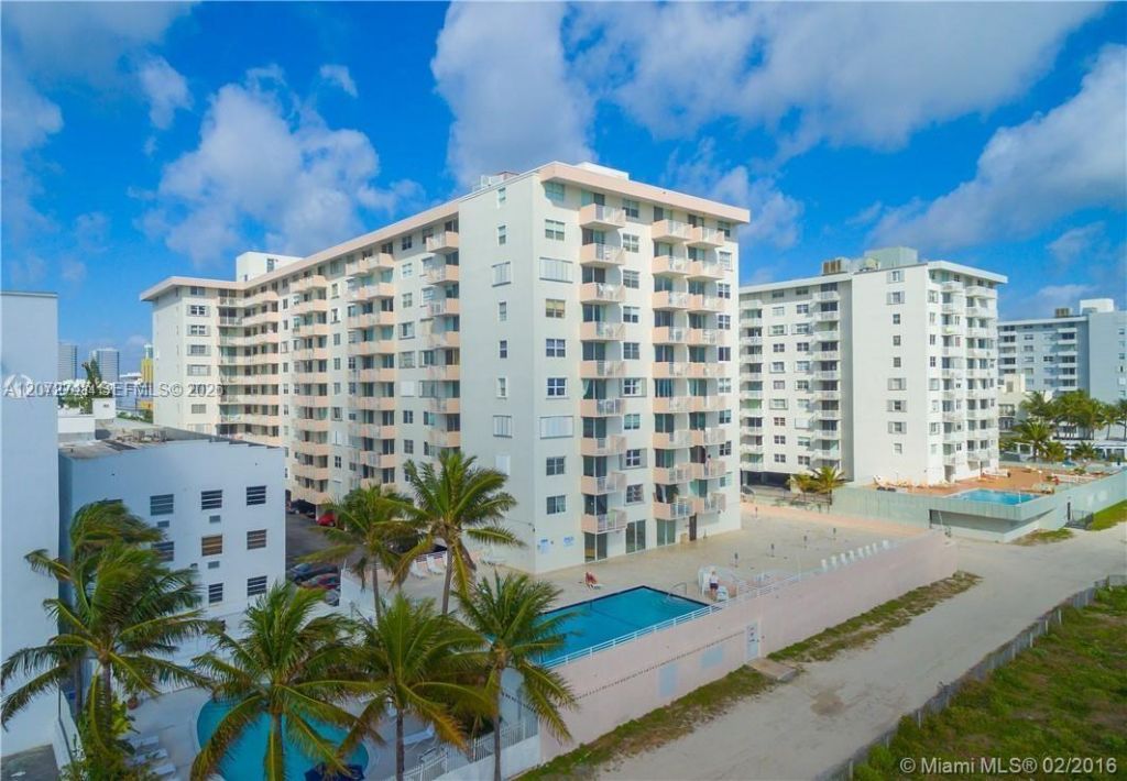 345 Ocean Dr, Unit 408, Miami Beach, FL 33139 Photo