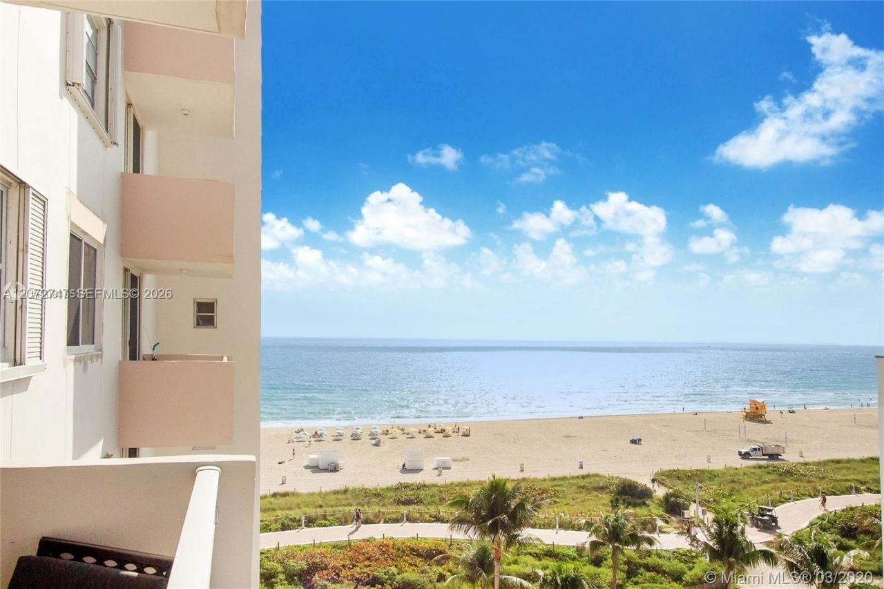 345 Ocean Dr, Unit 408, Miami Beach, FL 33139 Photo