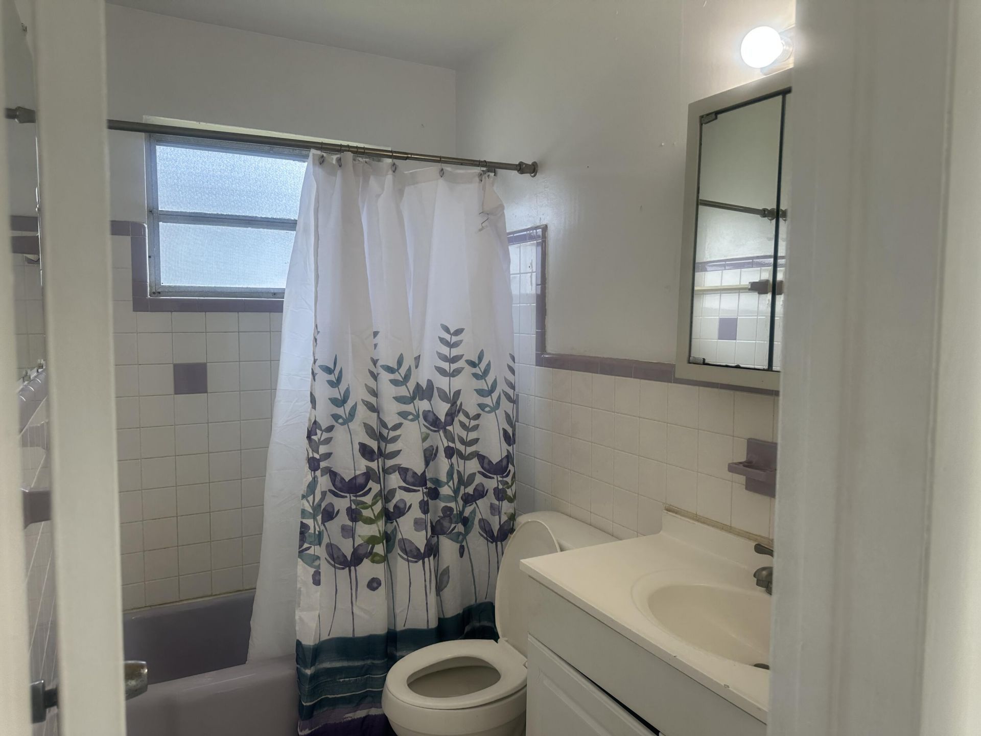 4120 NW 39th Avenue, Lauderdale Lakes, FL 33309 Photo