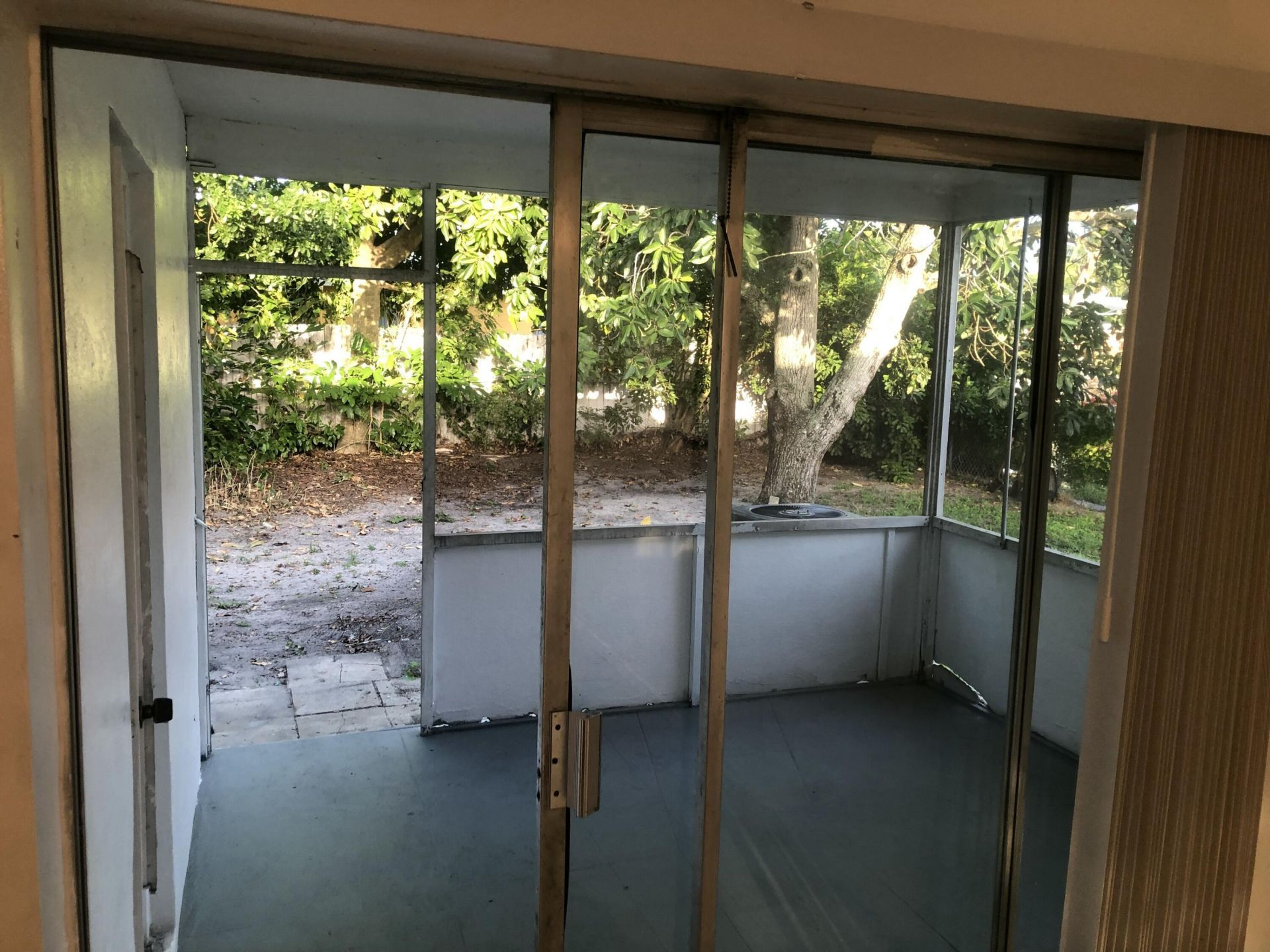 4120 NW 39th Avenue, Lauderdale Lakes, FL 33309 Photo