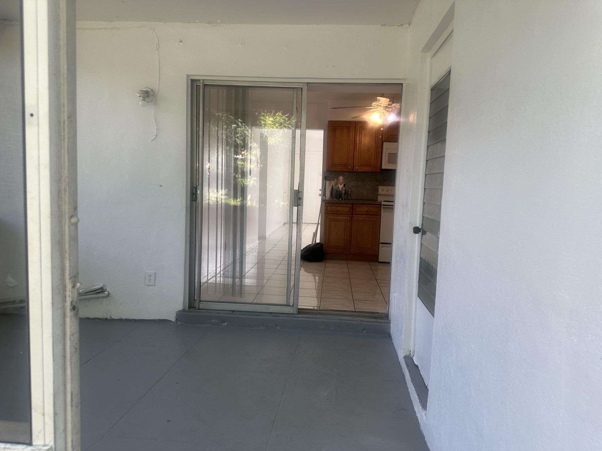 4120 NW 39th Avenue, Lauderdale Lakes, FL 33309 Photo