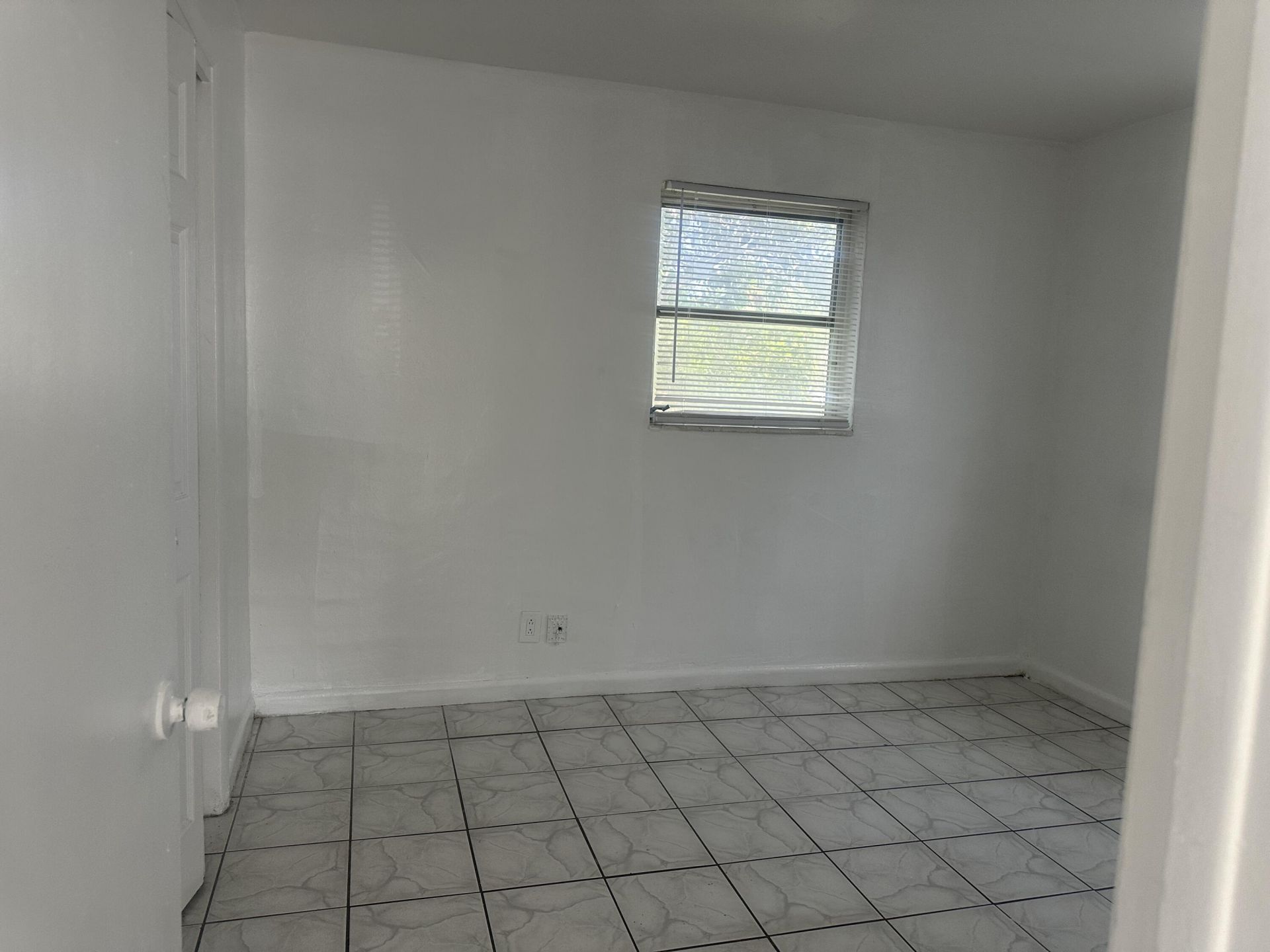 4120 NW 39th Avenue, Lauderdale Lakes, FL 33309 Photo