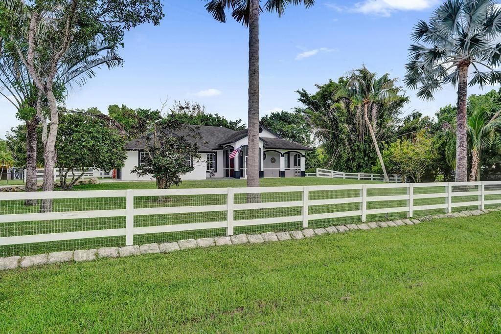 16137 E Aintree Drive, Loxahatchee, FL 33470 Photo