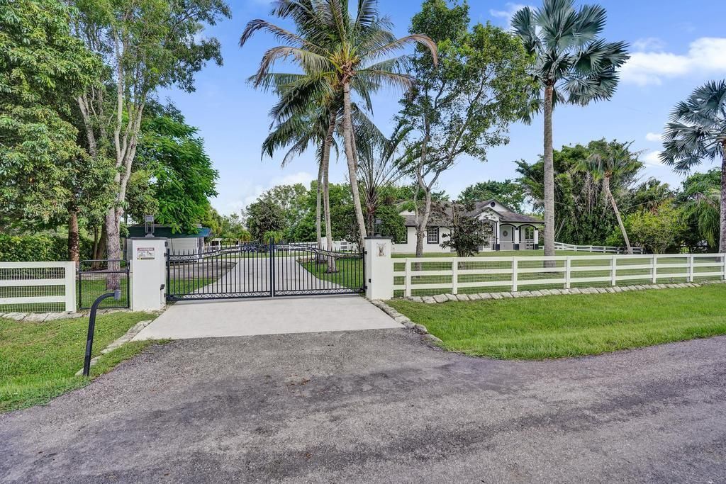 16137 E Aintree Drive, Loxahatchee, FL 33470 Photo