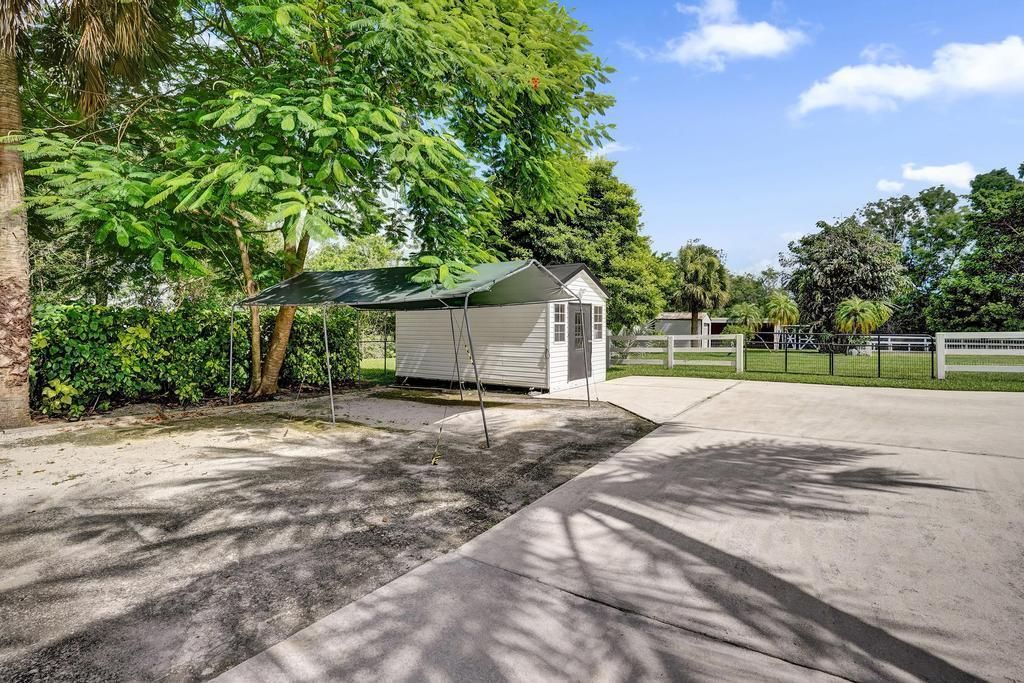 16137 E Aintree Drive, Loxahatchee, FL 33470 Photo