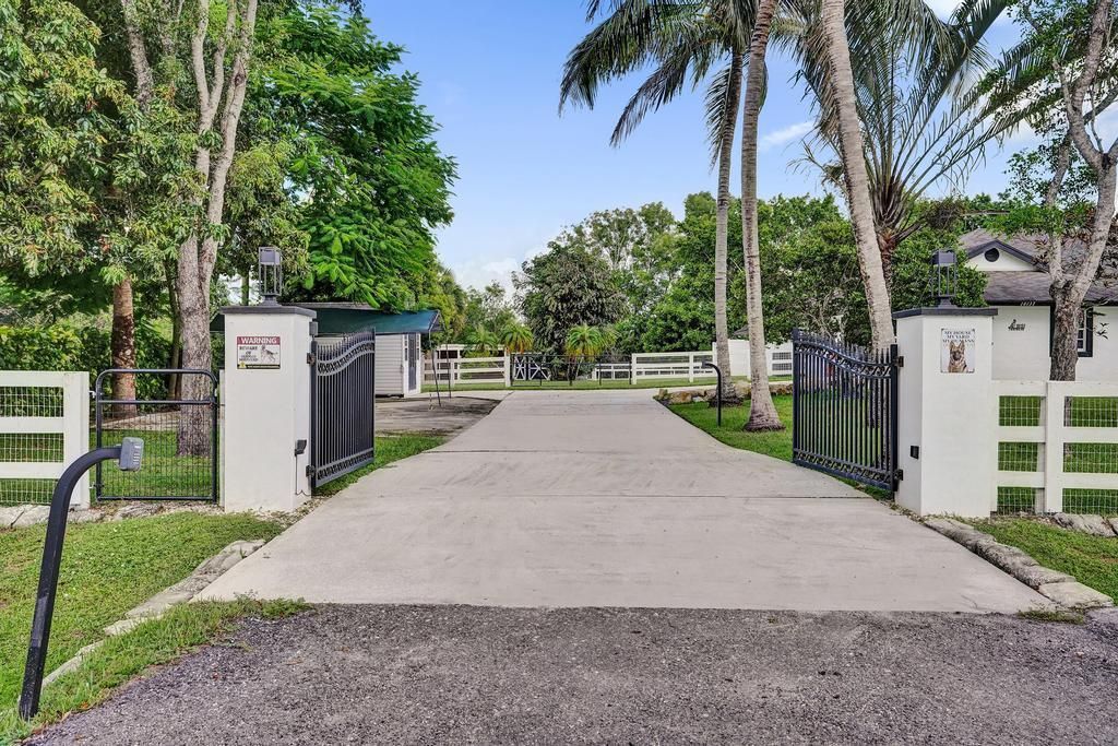 16137 E Aintree Drive, Loxahatchee, FL 33470 Photo