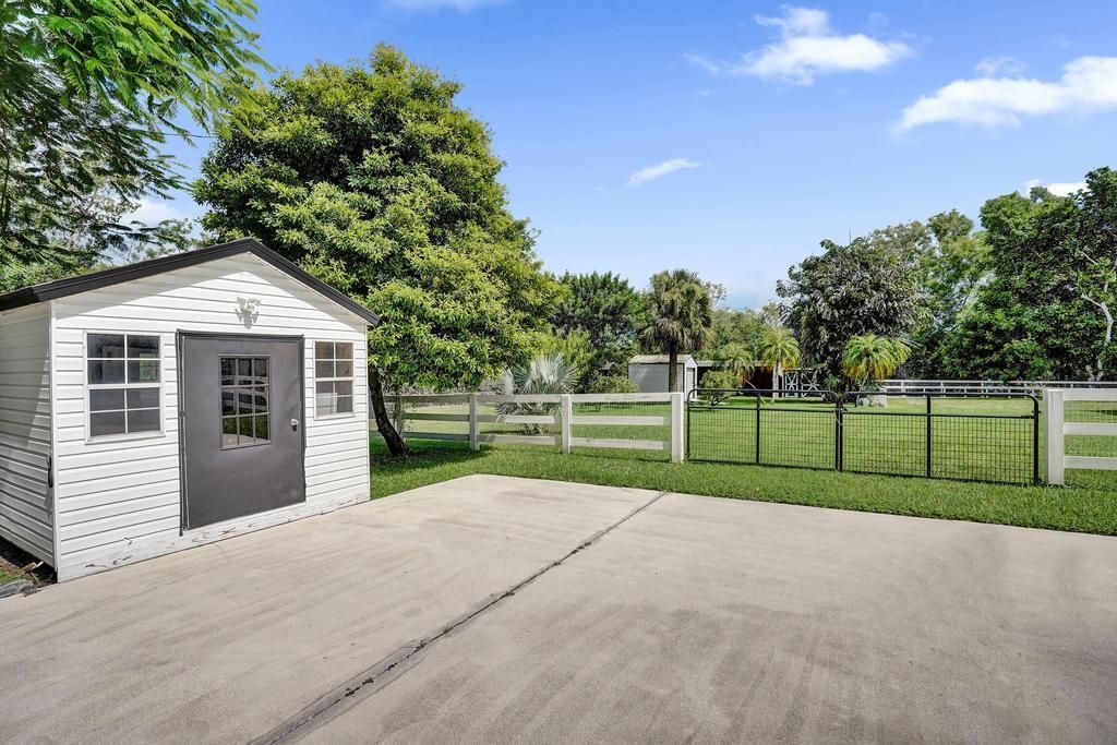 16137 E Aintree Drive, Loxahatchee, FL 33470 Photo