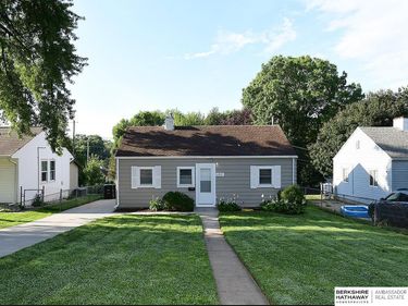 6931 Lafayette Avenue, Omaha, NE 68132