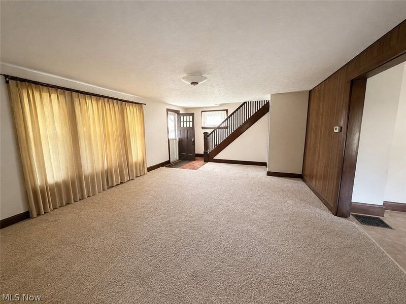 409 E Main Street, Madison, OH 44057 Photo 3