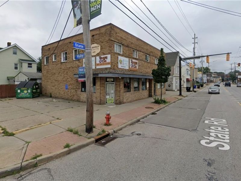 4427 State Road, Unit 2nd Floor, Cleveland, OH 44109 Photo 1
