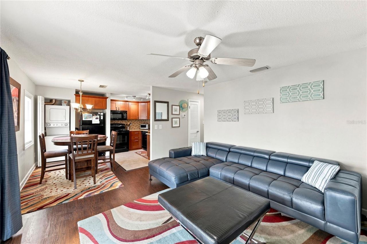 5191 Salmon Drive Se, Unit D, Saint Petersburg, FL 33705 Photo