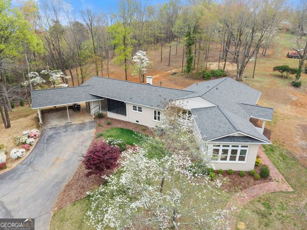 664 Chenocetah Drive, Cornelia, GA 30531