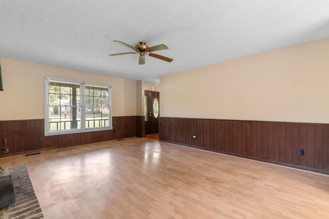 197 Glass Hill Dr. Photo 13