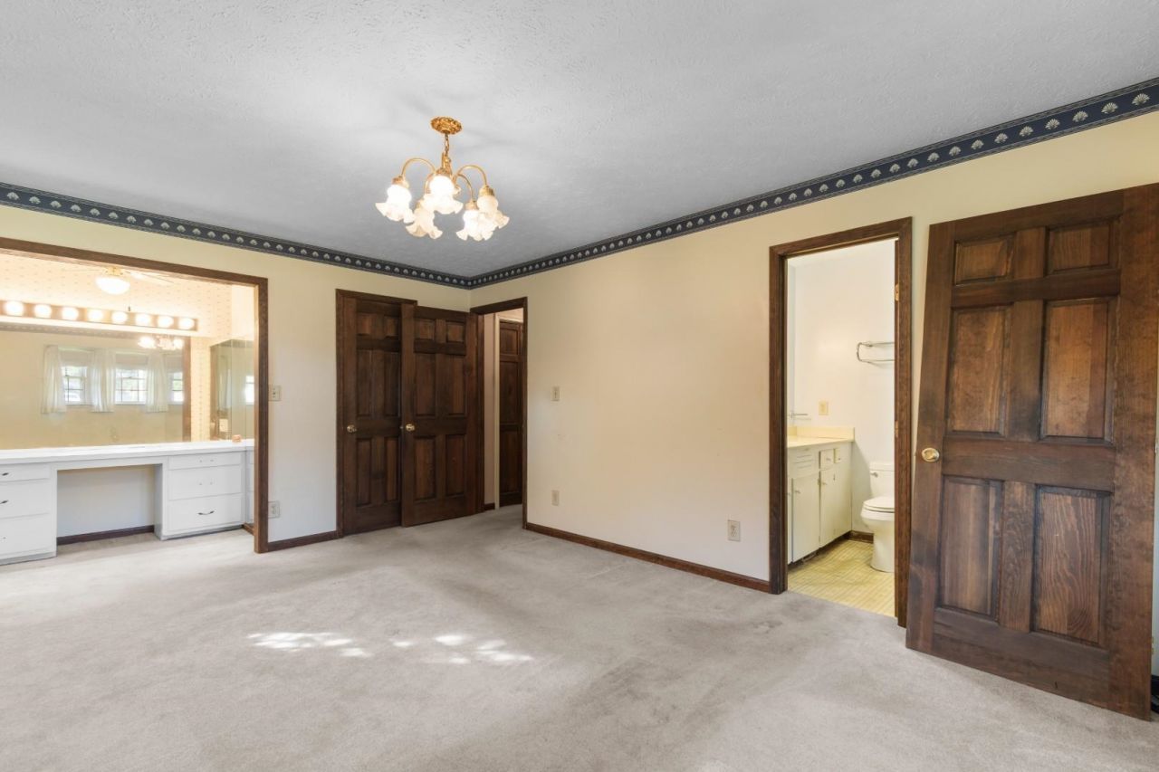 197 Glass Hill Dr. Photo 23