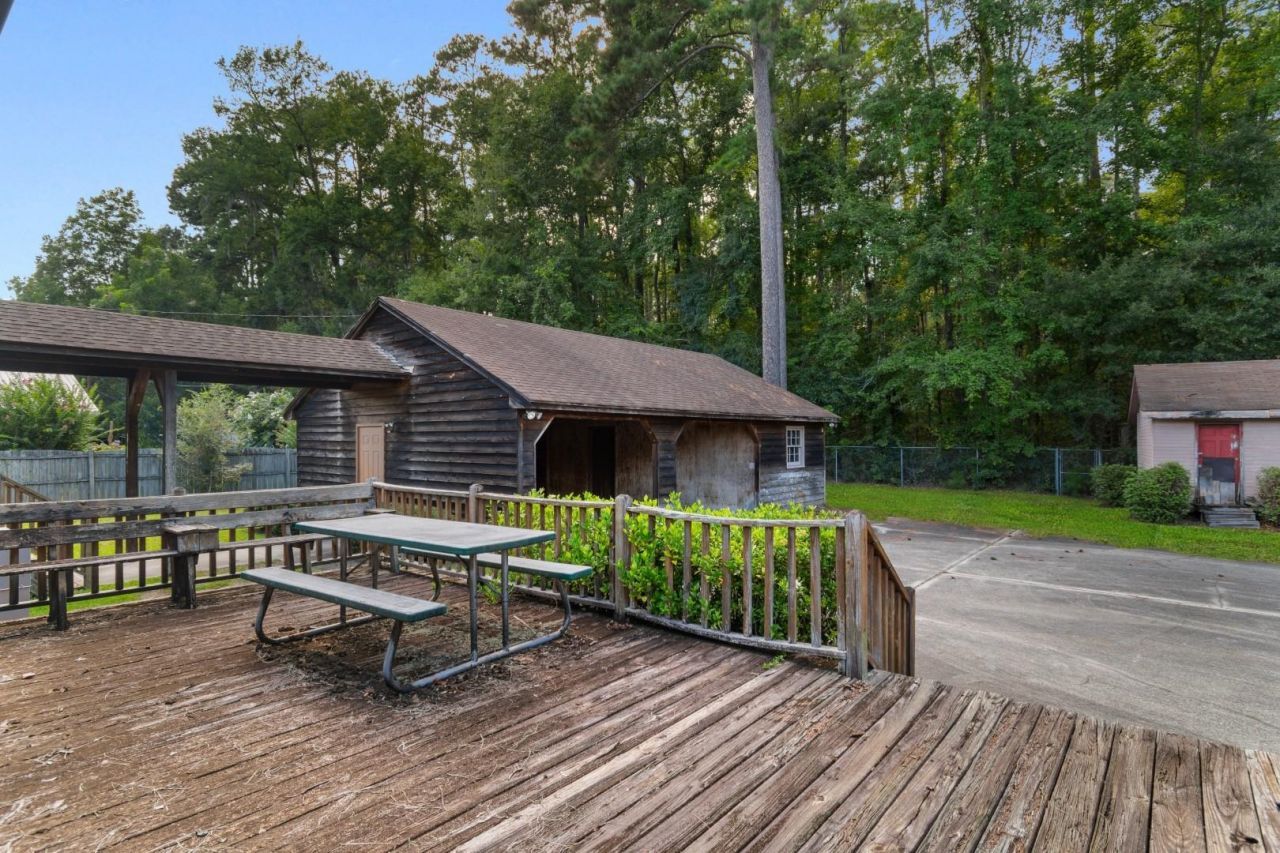 197 Glass Hill Dr. Photo 42