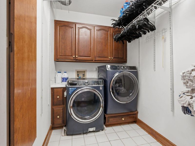 10320 Widdington Close , Powell, OH 43065 Photo 41