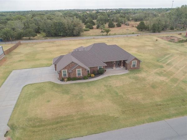 600 Hannah Drive, Tuttle, OK 73089