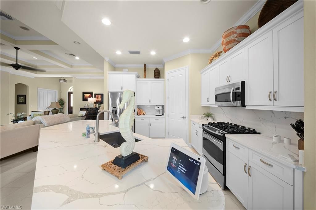 6315 Serano Way, Naples, FL 34113 Photo