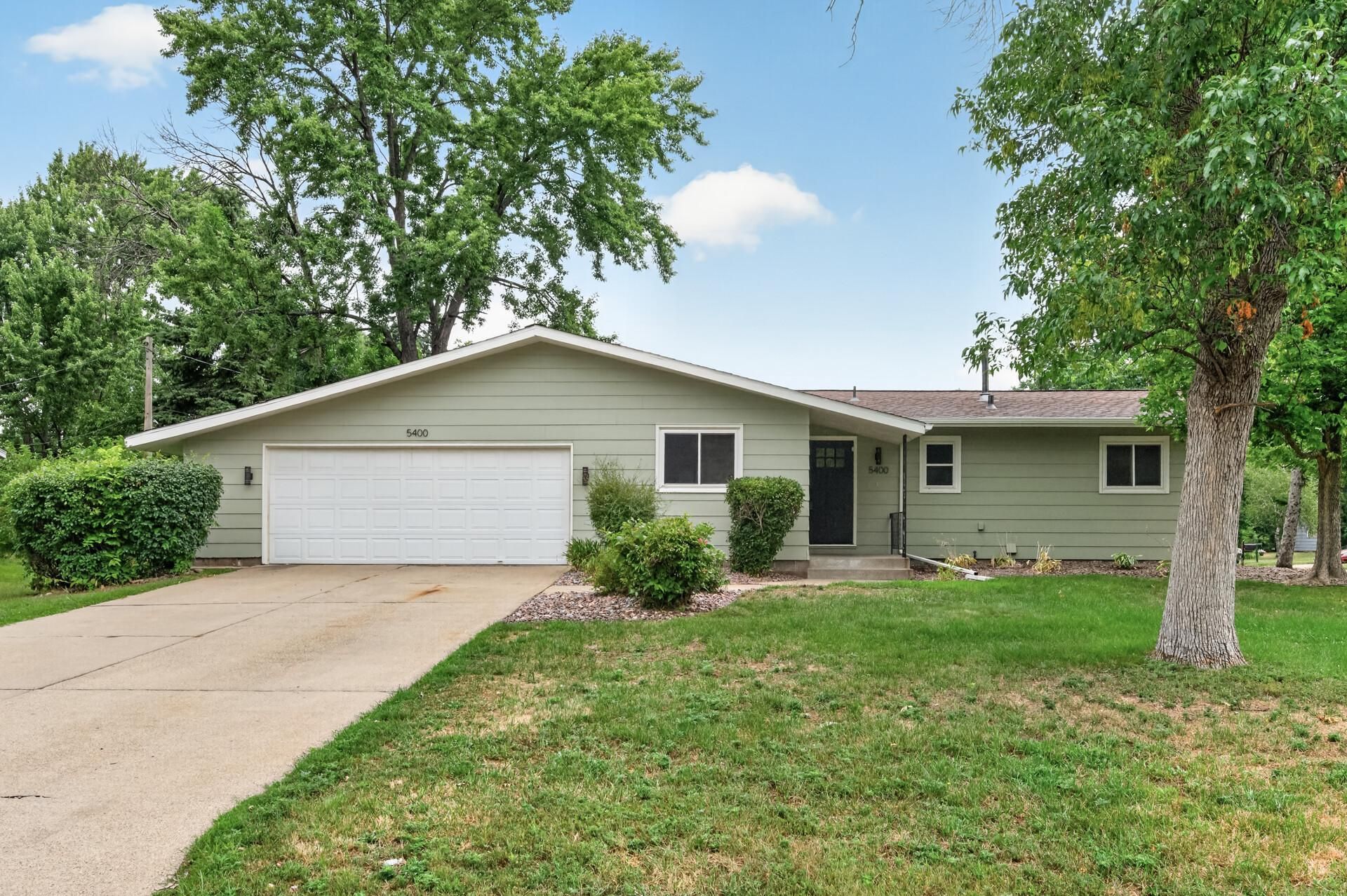5400 80th Avenue N, Brooklyn Park, MN 55443 Main Photo