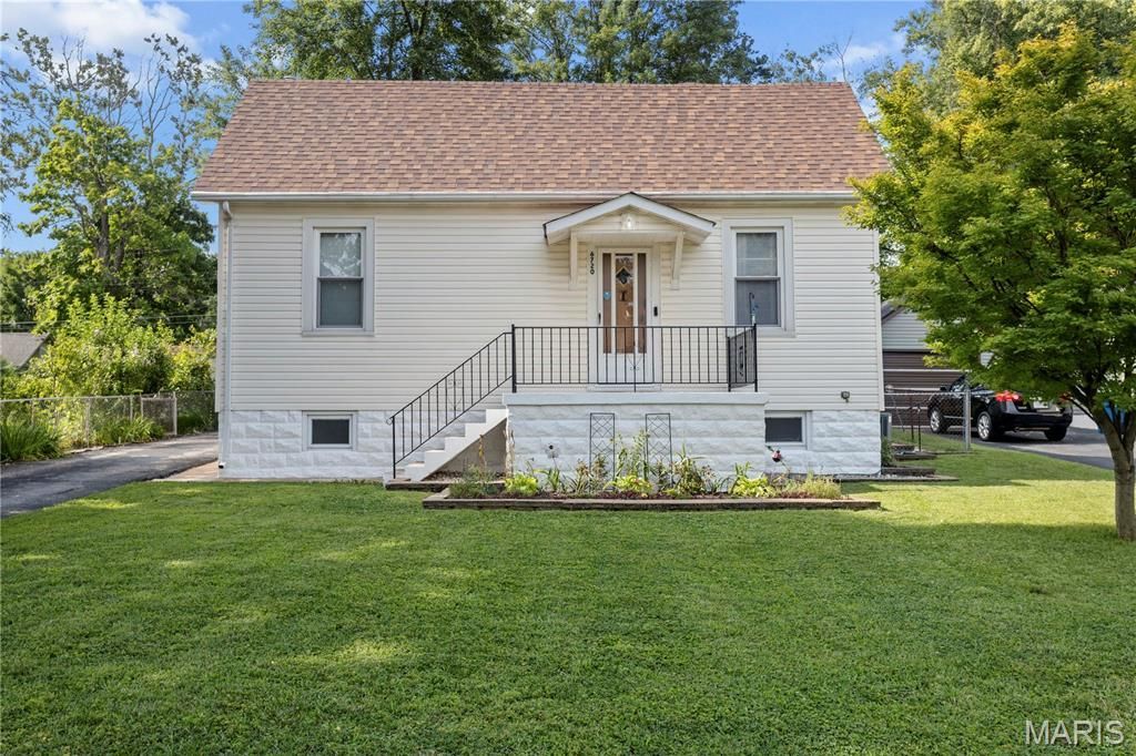 6720 Bonnie Avenue, Saint Louis, MO 63123 Main Photo
