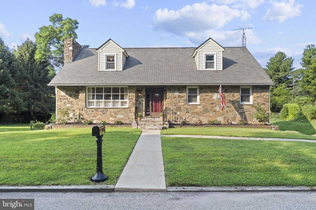 510 SARDARO LANE , NORRISTOWN, PA 19401