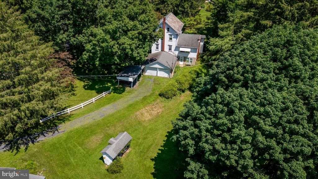 210 SNYDERS ROAD, PALMERTON, PA 18071