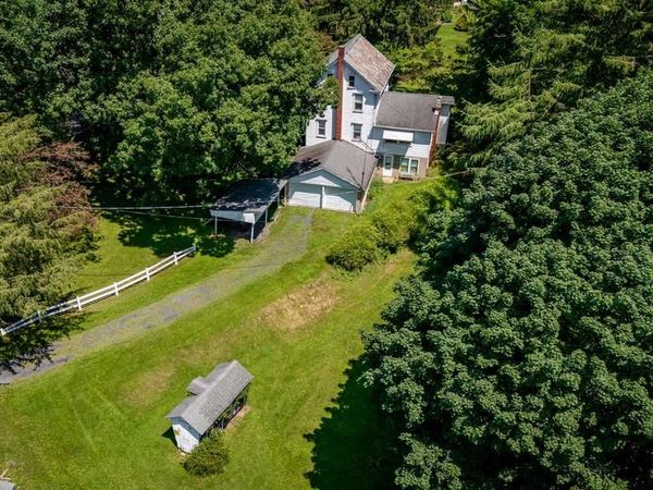 210 SNYDERS ROAD, PALMERTON, PA 18071