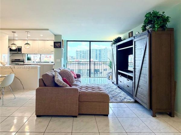 17021 N Bay Rd , Unit 802, Sunny Isles Beach, FL 33160