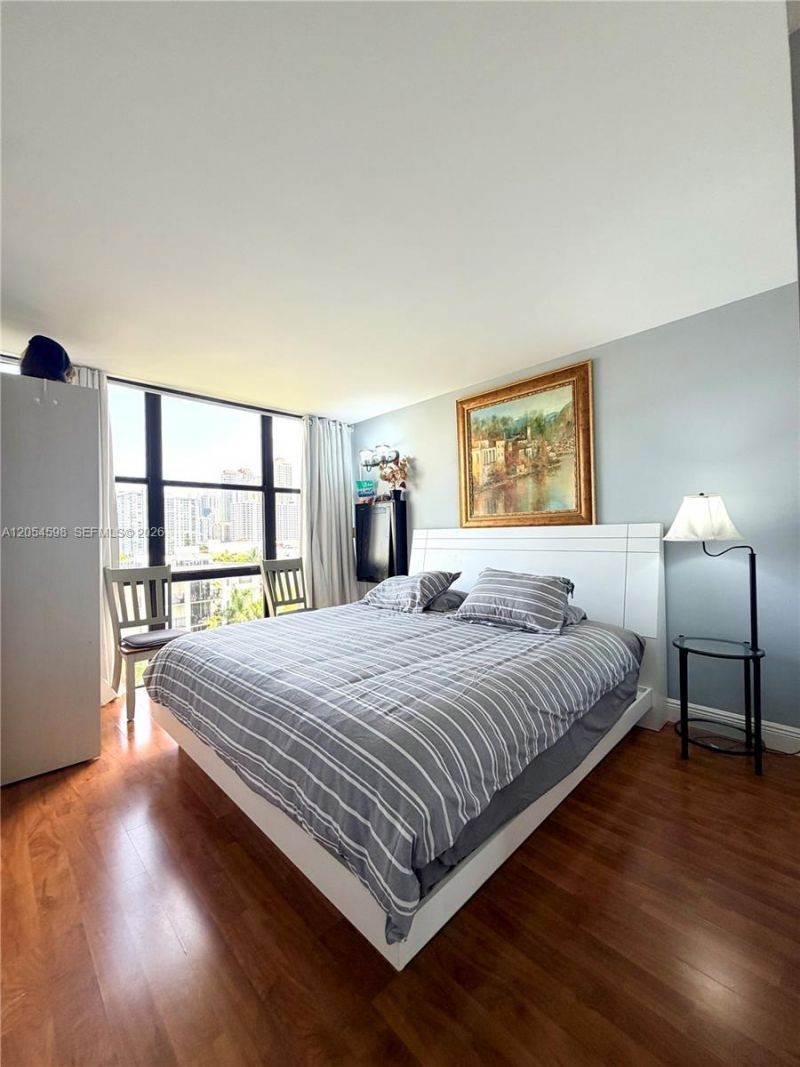 17021 N Bay Rd, Unit 802, Sunny Isles Beach, FL 33160 Photo