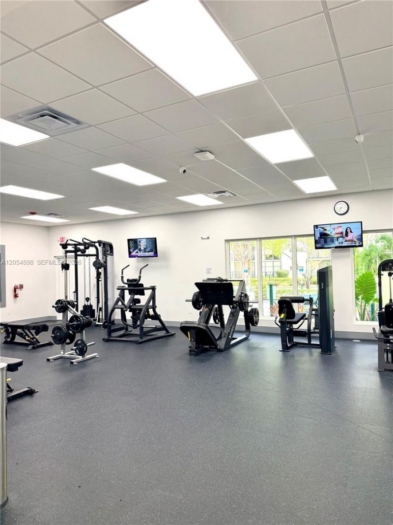17021 N Bay Rd, Unit 802, Sunny Isles Beach, FL 33160 Photo
