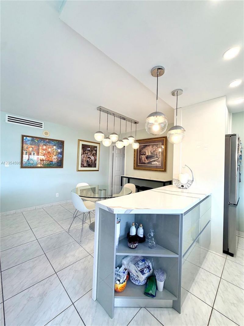 17021 N Bay Rd, Unit 802, Sunny Isles Beach, FL 33160 Photo