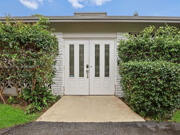 4810 Johnson St, Hollywood, FL 33021