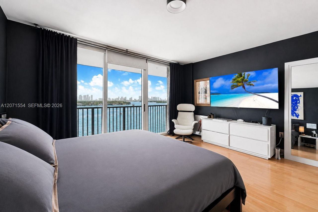 800 West Ave, Unit 917, Miami Beach, FL 33139 Photo