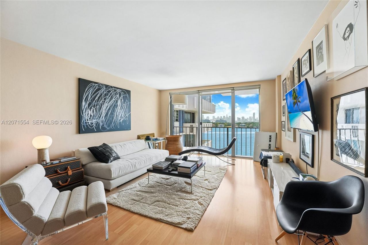 800 West Ave, Unit 917, Miami Beach, FL 33139 Photo