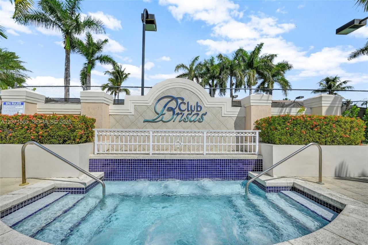 5670 NW 116th Ave , Unit 222, Doral, FL 33178 Photo