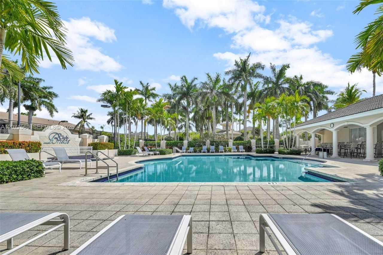5670 NW 116th Ave , Unit 222, Doral, FL 33178 Photo