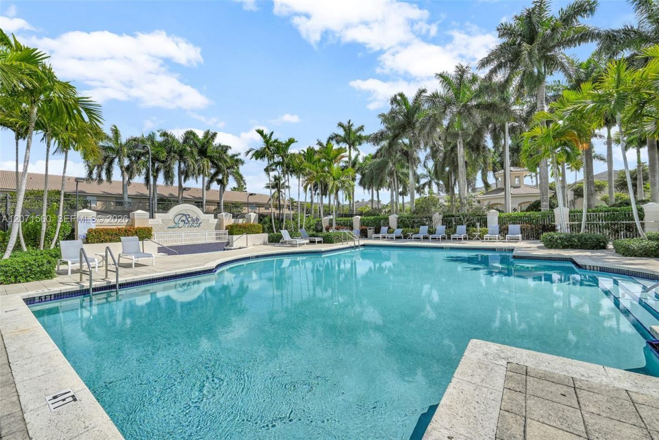 5670 NW 116th Ave , Unit 222, Doral, FL 33178 Photo