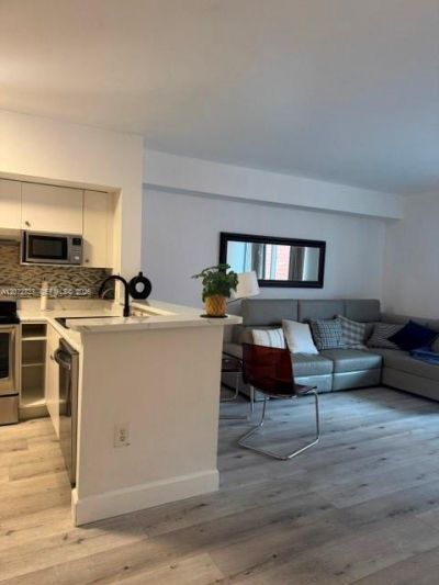 5085 NW 7th St, Unit 512, Miami, FL 33126 Photo