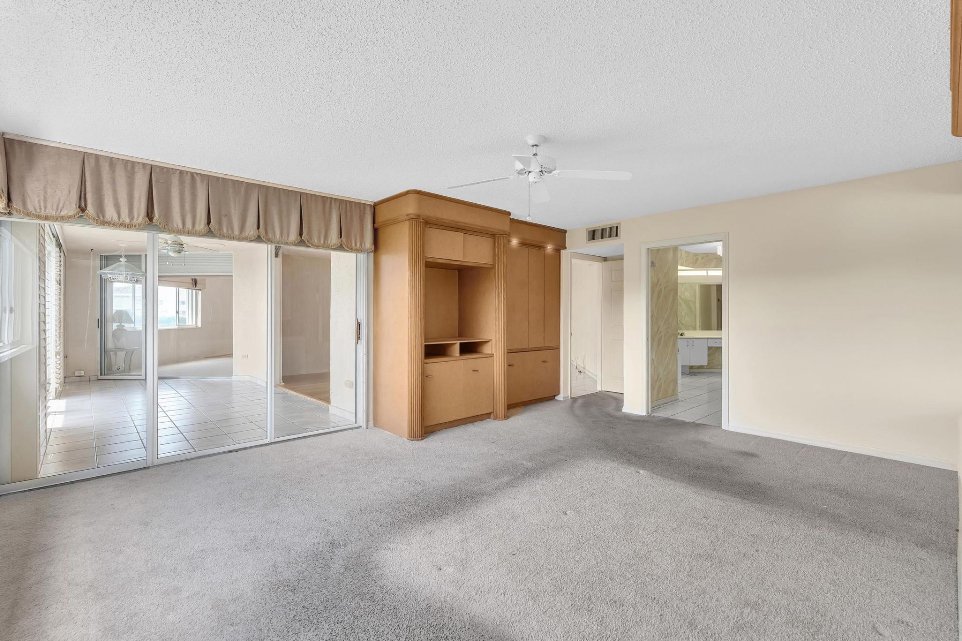 7557 Granville Drive, Unit 305, Tamarac, FL 33321 Photo