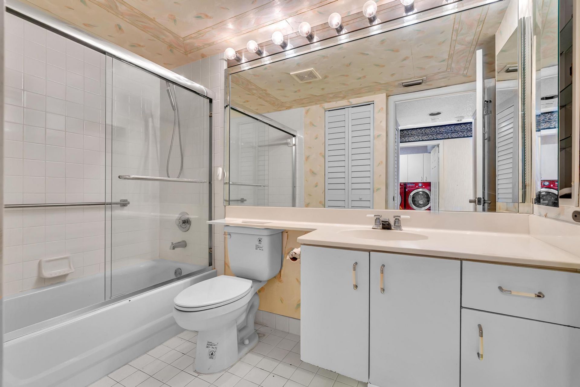 7557 Granville Drive, Unit 305, Tamarac, FL 33321 Photo