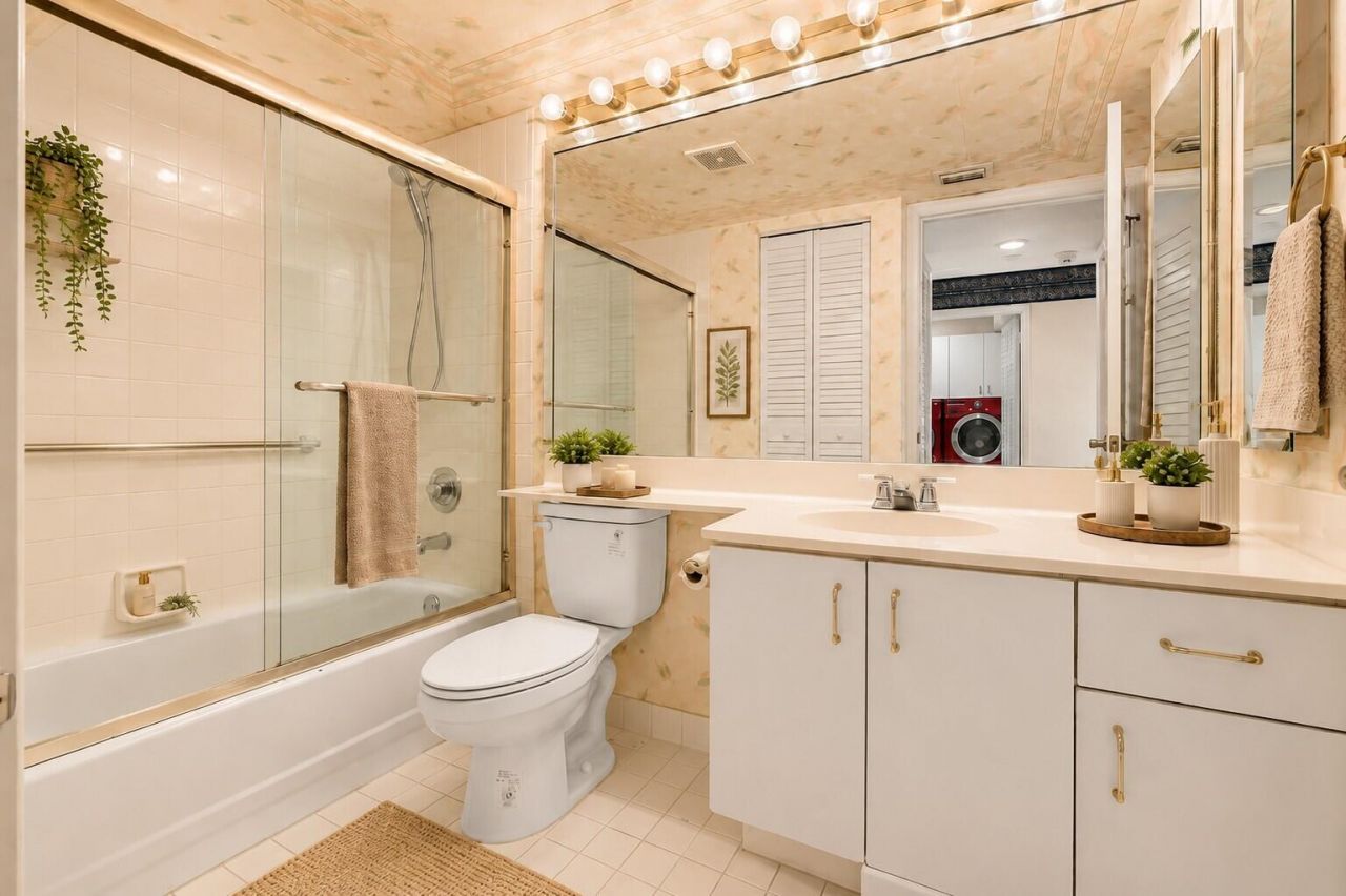7557 Granville Drive, Unit 305, Tamarac, FL 33321 Photo