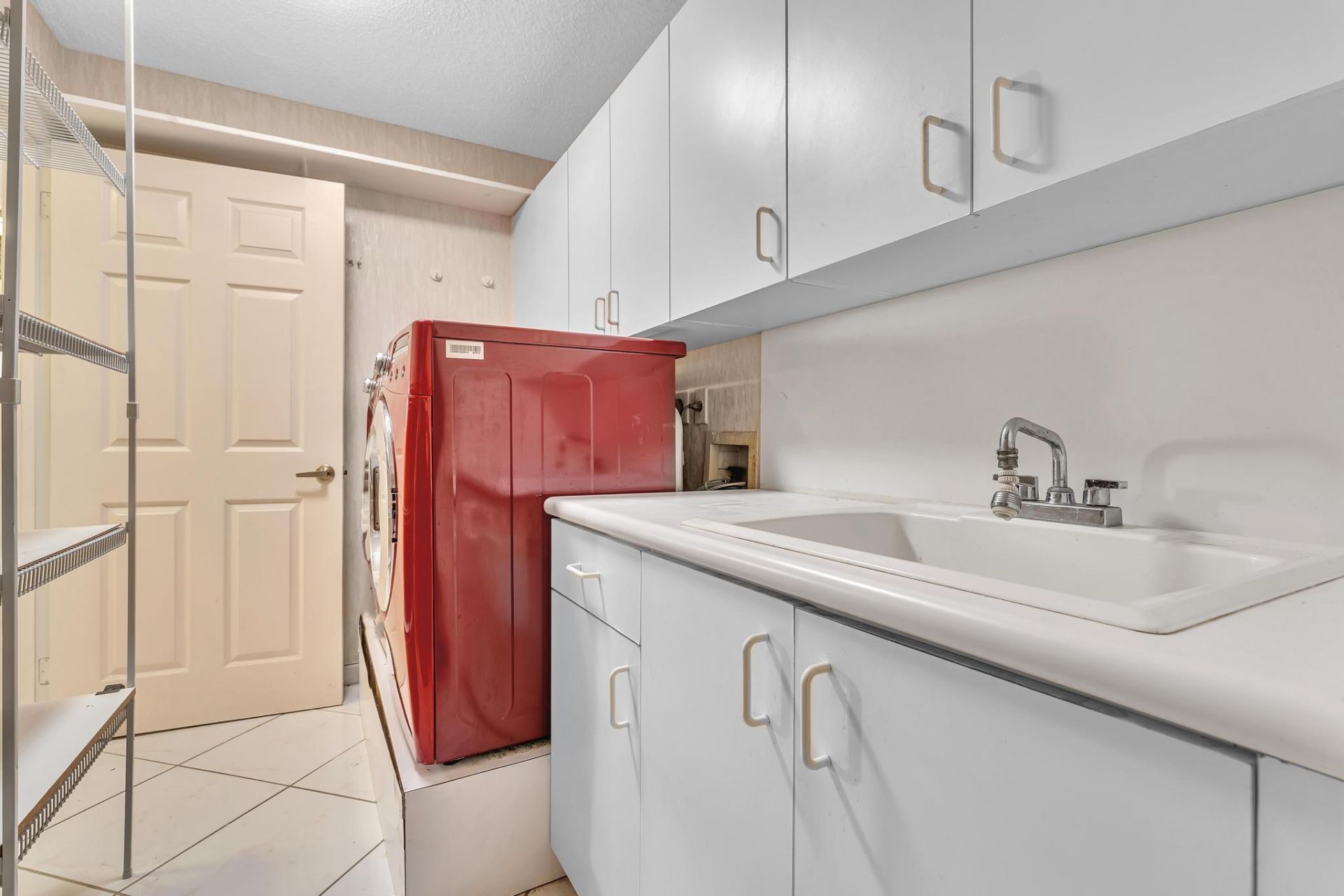 7557 Granville Drive, Unit 305, Tamarac, FL 33321 Photo