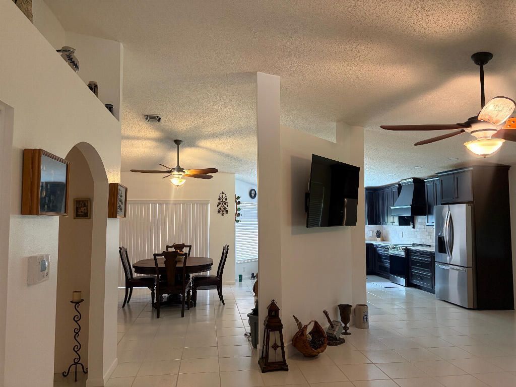 1551 S Club Drive, Wellington, FL 33414 Photo