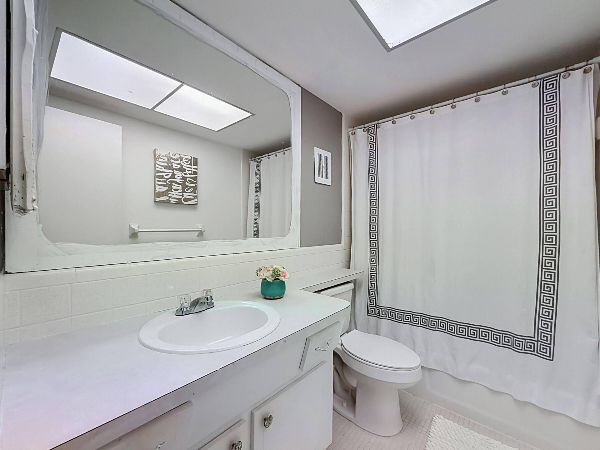 2121 NE 68th Street, Unit 109, Fort Lauderdale, FL 33308 Photo