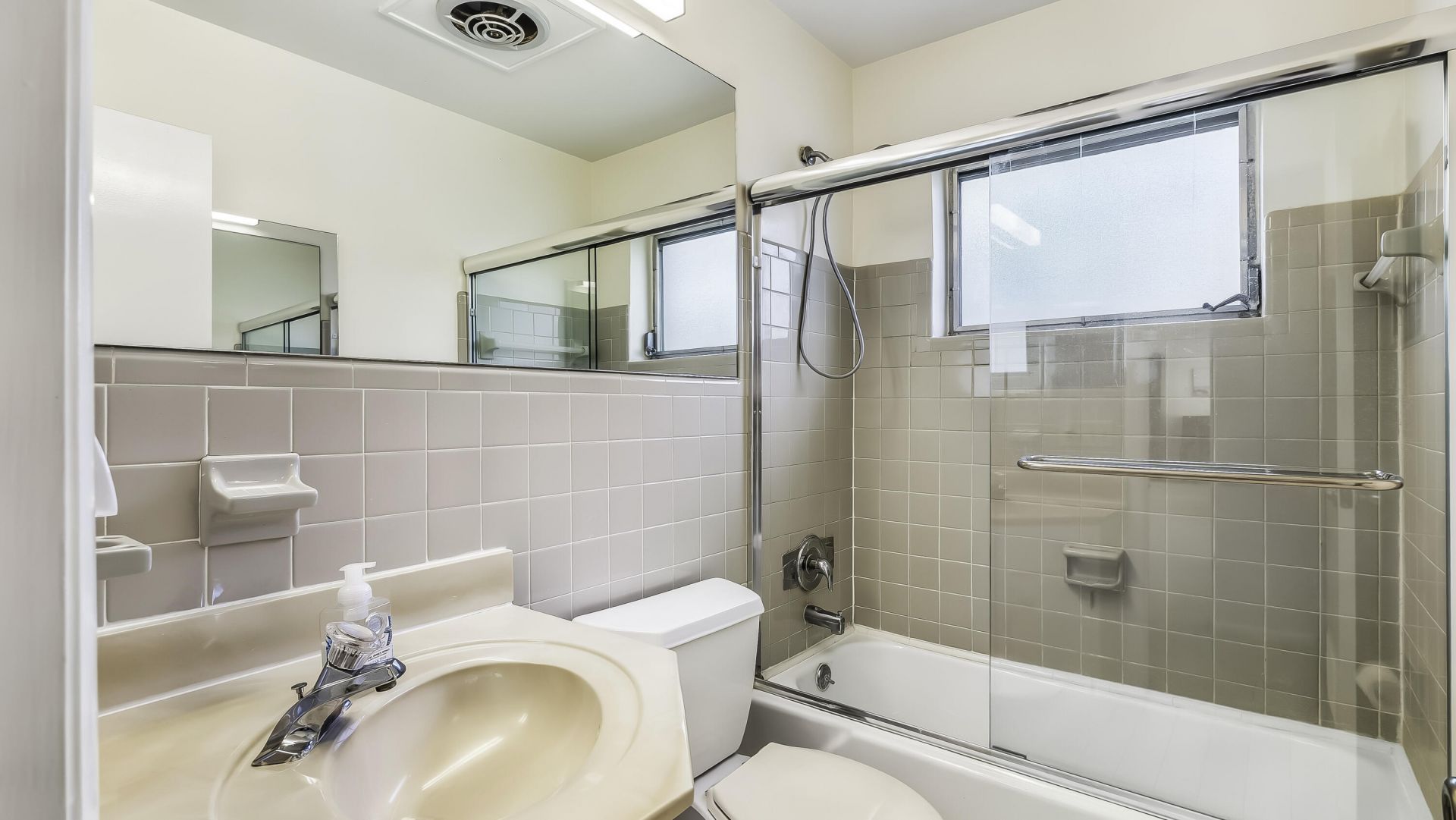 2610 NE 40th Court, Fort Lauderdale, FL 33308 Photo