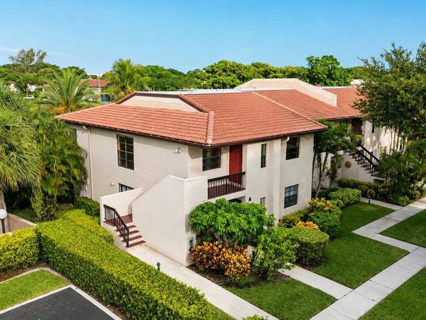 9307 Vista Del Lago, Unit 17B, Boca Raton, FL 33428