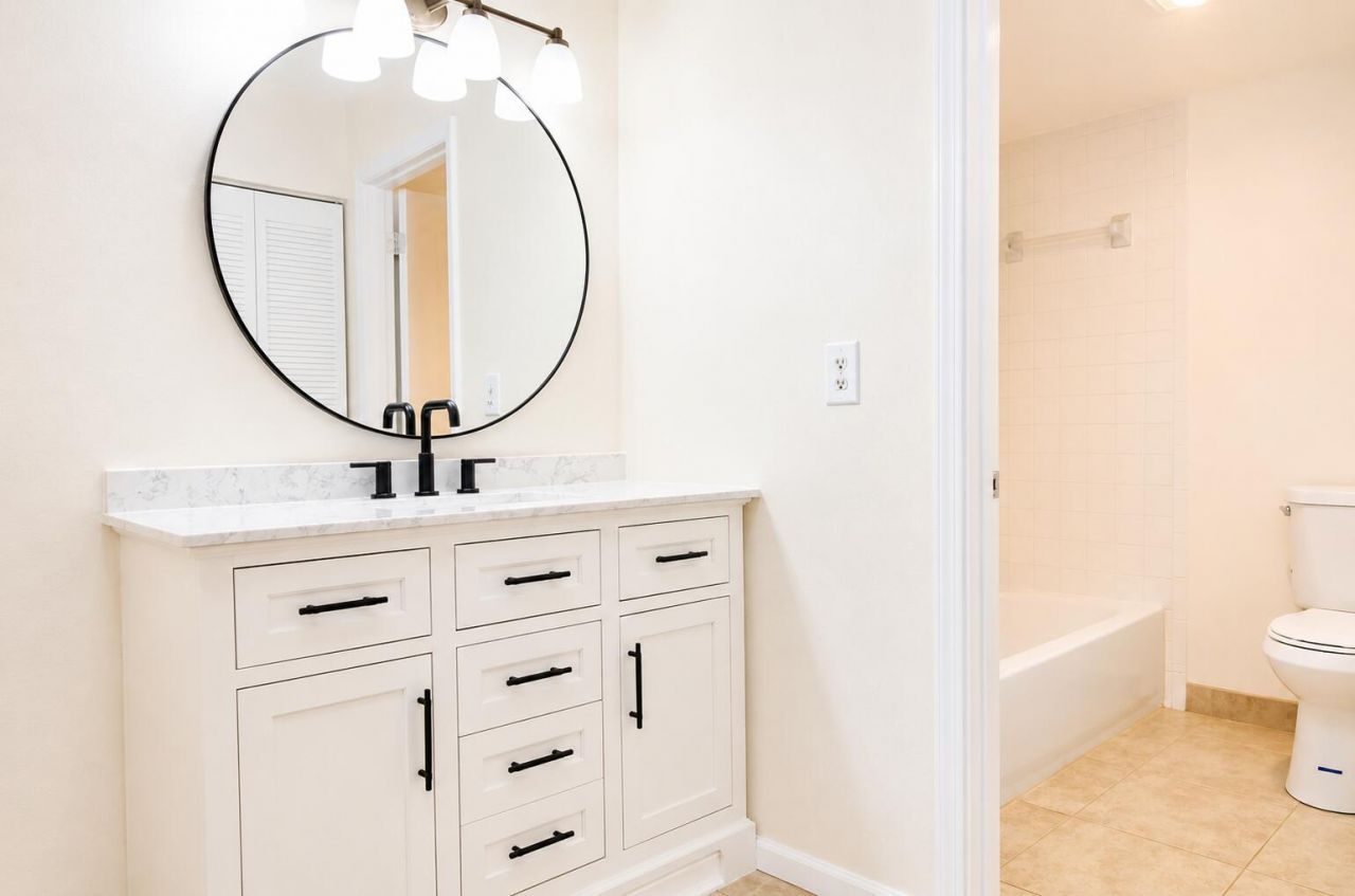9307 Vista Del Lago, Unit 17B, Boca Raton, FL 33428 Photo