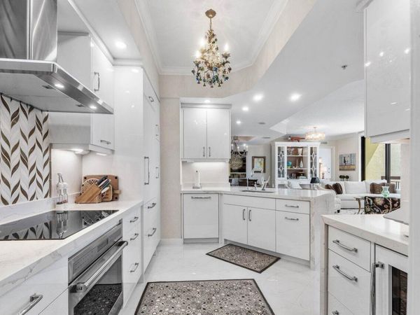 801 S OLIVE Avenue, Unit 1508, West Palm Beach, FL 33401