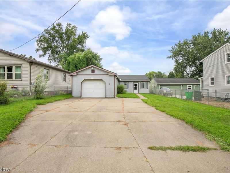 1276 Prospect Street, Barberton, OH 44203 Photo 4