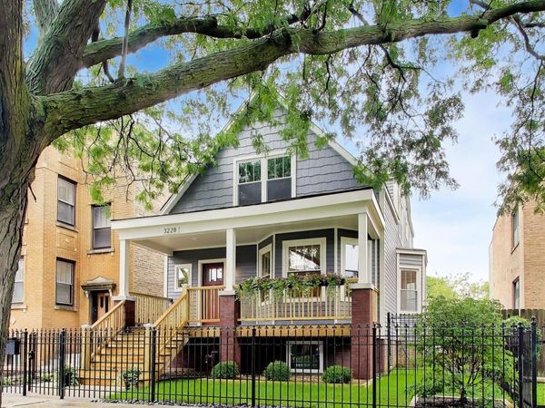 3228 W Warner Avenue , Chicago, IL 60618